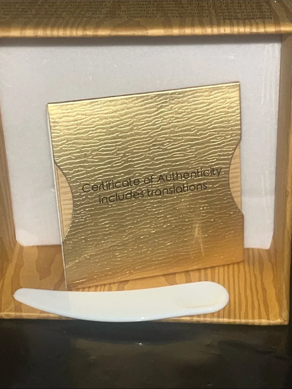 Adore ICON Apple Enzyme Face Mask in Gold and Brown